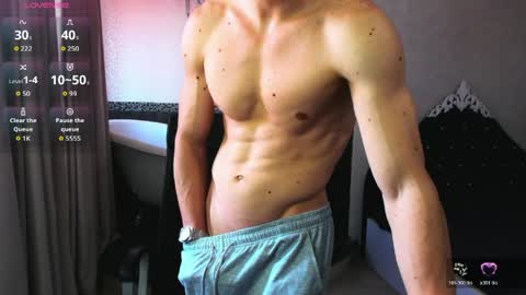 Snapshot of mateobenjamin chatting on 05-28-26, 11:40 MateoBenjamin online show from 05-28-26, 11:40