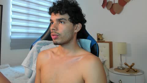 Snapshot of mateoleone chatting on 01-02-25, 08:46 Matt online show from 01-02-25, 08:46