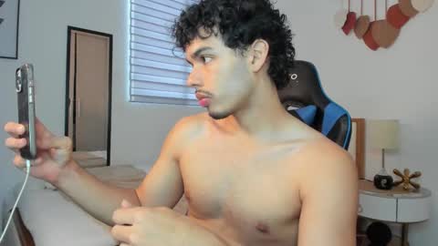 Snapshot of mateoleone chatting on 02-16-25, 06:43 Matt online show from 02-16-25, 06:43