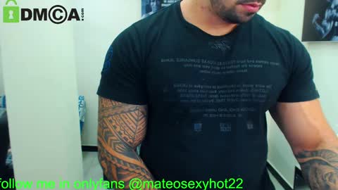 Snapshot of mateosexyhot22 chatting on 02-05-25, 12:31 Mateo online show from 02-05-25, 12:31