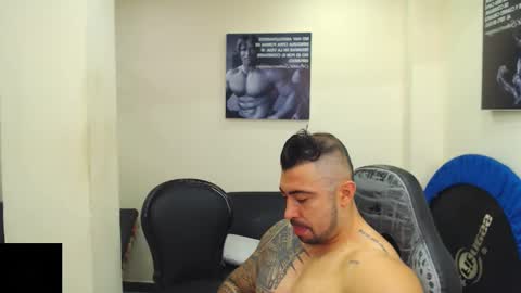 Snapshot of mateosexyhot22 chatting on 09-14-25, 01:54 Mateo online show from 09-14-25, 01:54