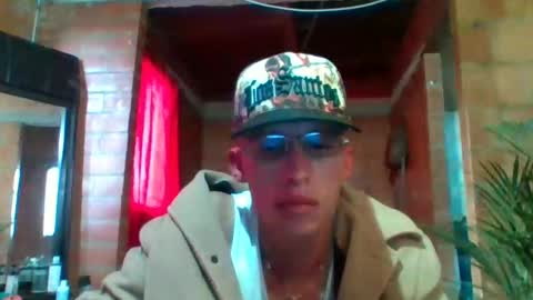 Snapshot of mateoxxxpor chatting on 11-09-25, 08:51 alamora online show from 11-09-25, 08:51