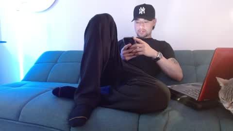 Snapshot of mathew444 chatting on 02-15-26, 08:05 STRURIBE ON INSTAGRAM online show from 02-15-26, 08:05