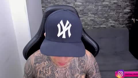 Snapshot of mathew_wolf4 chatting on 12-16-25, 08:36 Mathew Independent model online show from 12-16-25, 08:36