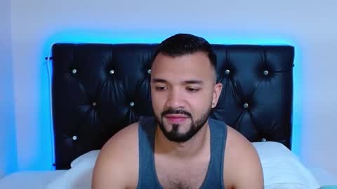 mathewhot3 online show from 01-08-26, 04:48