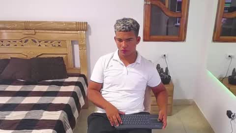 mathews__ online show from 12-05-25, 05:49