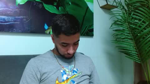 Snapshot of mathews_colton1 chatting on 01-28-25, 11:28 Mathews online show from 01-28-25, 11:28