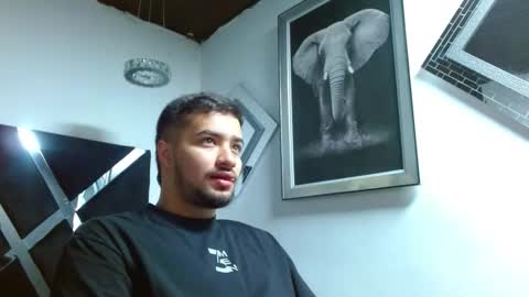 Snapshot of mathews_colton1 chatting on 09-29-25, 11:37 Mathews online show from 09-29-25, 11:37