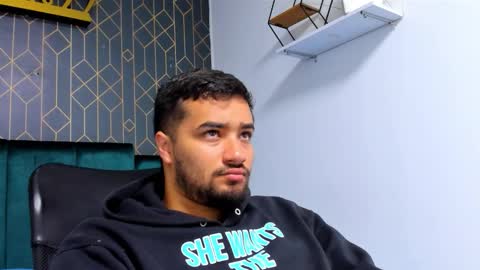 Snapshot of mathews_colton1 chatting on 01-15-26, 11:48 Mathews online show from 01-15-26, 11:48