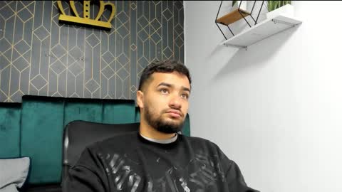 Snapshot of mathews_colton1 chatting on 02-18-26, 11:39 Mathews online show from 02-18-26, 11:39