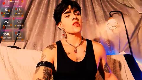 Snapshot of mathewth chatting on 10-24-25, 01:57 Mathew                        online show from 10-24-25, 01:57