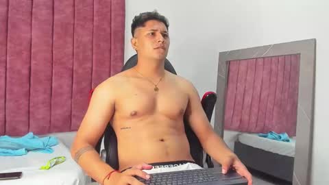 mathias cocks online show from 12-04-24, 01:03