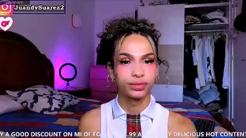 Snapshot of matiu_stonne chatting on 06-07-26, 05:00 Abby Bella online show from 06-07-26, 05:00