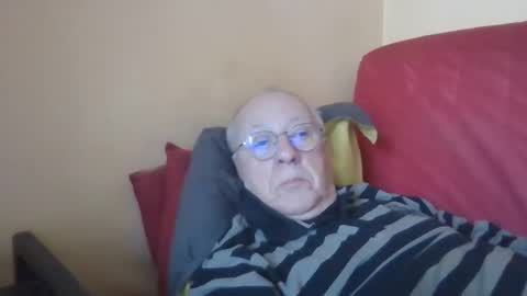 Snapshot of matricule4246 chatting on 02-02-25, 09:51 joyaam79 online show from 02-02-25, 09:51