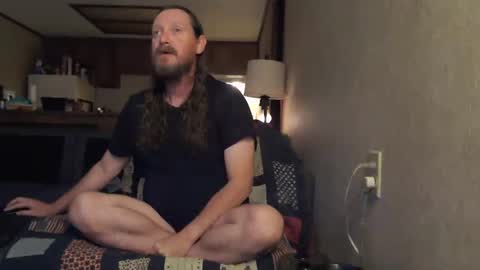 Snapshot of matross43 chatting on 11-17-25, 01:33 matross43 online show from 11-17-25, 01:33