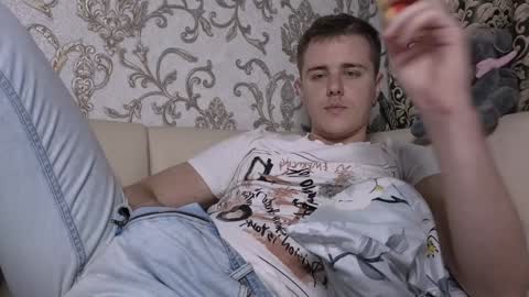 Snapshot of matt_aniston chatting on 12-28-24, 03:26 Matt online show from 12-28-24, 03:26