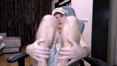 Snapshot of matt_aniston chatting on 02-09-25, 07:05 Matt online show from 02-09-25, 07:05