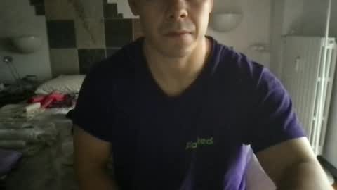 mattbull20 online show from 10-04-25, 01:20