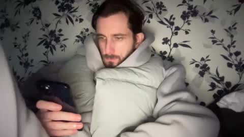 Snapshot of mattcarta chatting on 02-01-25, 03:18 mattcarta online show from 02-01-25, 03:18