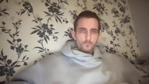 Snapshot of mattcarta chatting on 02-08-25, 05:08 mattcarta online show from 02-08-25, 05:08