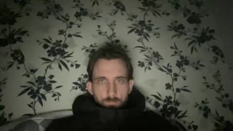 Snapshot of mattcarta chatting on 10-11-25, 03:32 mattcarta online show from 10-11-25, 03:32