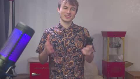 Snapshot of mattcashxxx chatting on 03-17-26, 01:21 Matt Cash online show from 03-17-26, 01:21