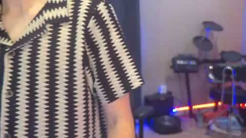 Snapshot of mattcashxxx chatting on 07-06-26, 01:02 Matt Cash online show from 07-06-26, 01:02