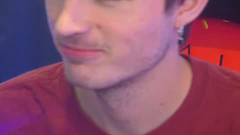 Snapshot of mattcashxxx chatting on 07-12-26, 04:09 Matt Cash online show from 07-12-26, 04:09