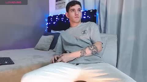 ---Matteo--- online show from 11-19-25, 03:39