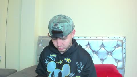 matthewlatinc online show from 04-12-26, 02:44