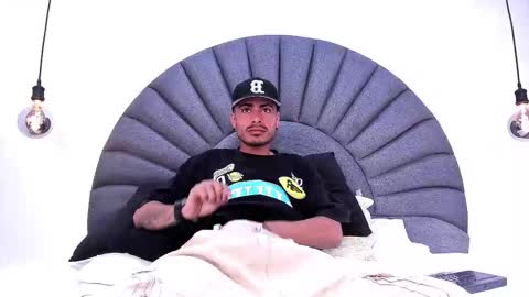 Matthew online show from 11-28-25, 06:54