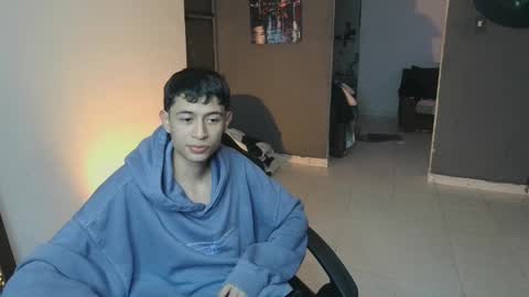 mattias     online show from 02-17-25, 01:47