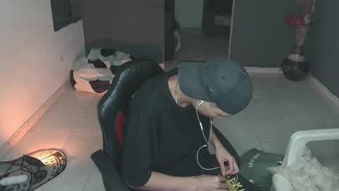 mattias     online show from 02-19-25, 11:49