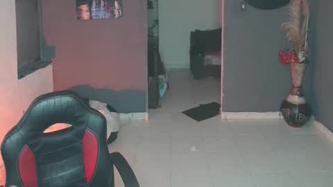 mattias     online show from 02-21-25, 09:43