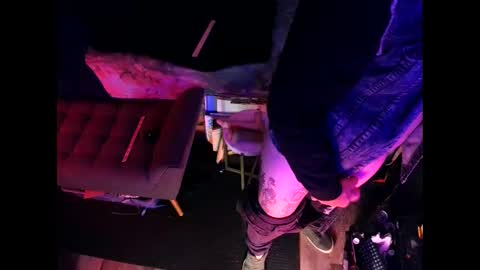 Snapshot of mattiedee369 chatting on 10-28-25, 02:20 mattiedee369 online show from 10-28-25, 02:20