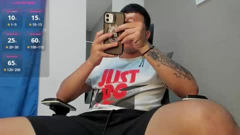 Snapshot of mattiwsmorris_ chatting on 01-15-26, 02:27 mattiwsmorris_ online show from 01-15-26, 02:27