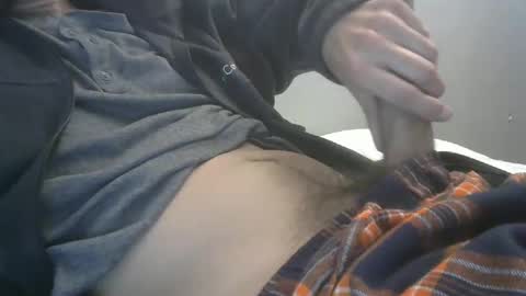 Snapshot of mattj318 chatting on 02-06-26, 06:11 mattj318 online show from 02-06-26, 06:11