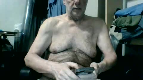 Snapshot of mattnudist chatting on 06-20-26, 02:14 Matt online show from 06-20-26, 02:14