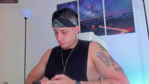 Snapshot of mattsaill_ chatting on 12-03-24, 06:28 mattsaill_ online show from 12-03-24, 06:28