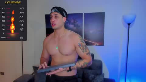 Snapshot of mattsaill_ chatting on 12-17-24, 11:06 mattsaill_ online show from 12-17-24, 11:06
