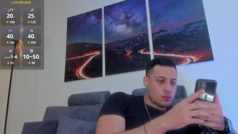 Snapshot of mattsaill_ chatting on 01-04-25, 04:00 mattsaill_ online show from 01-04-25, 04:00