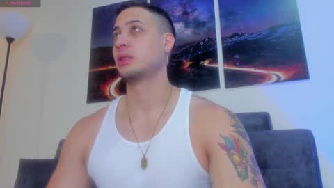 Snapshot of mattsaill_ chatting on 01-05-25, 01:26 mattsaill_ online show from 01-05-25, 01:26