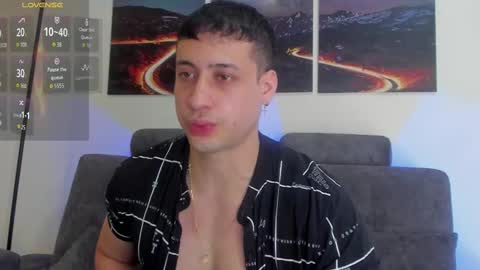 Snapshot of mattsaill_ chatting on 10-08-25, 01:42 mattsaill_ online show from 10-08-25, 01:42