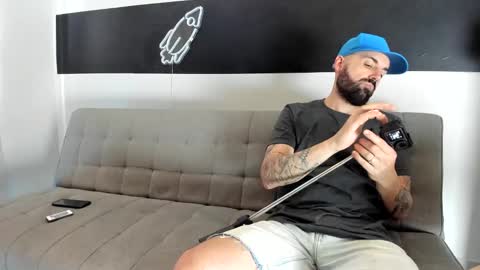 Snapshot of mattxfeet chatting on 01-22-25, 08:59 Matt online show from 01-22-25, 08:59