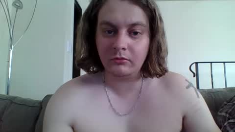 Snapshot of mattyboo69 chatting on 10-27-25, 06:45 Matty online show from 10-27-25, 06:45