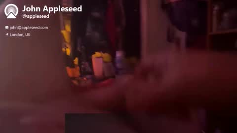 Snapshot of mattyrazz chatting on 11-14-25, 03:55 NiceBigJuicyHead online show from 11-14-25, 03:55