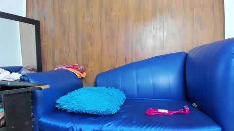 Lucy online show from 02-06-25, 12:16