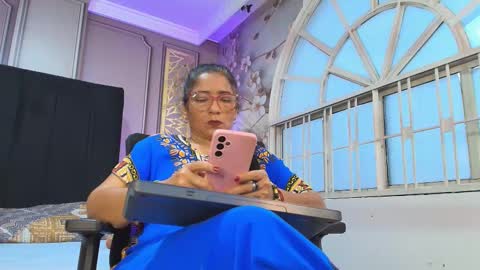 Snapshot of mature_bigass__ chatting on 11-29-25, 11:35 Maria online show from 11-29-25, 11:35