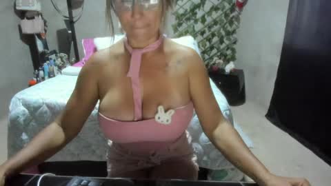 Snapshot of mature_bigboobs__ chatting on 05-21-26, 02:40 mature_bigboobs__ online show from 05-21-26, 02:40