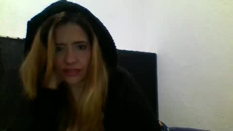 Snapshot of mature_sweet3827 chatting on 11-12-25, 06:58 mature_sweet3827 online show from 11-12-25, 06:58